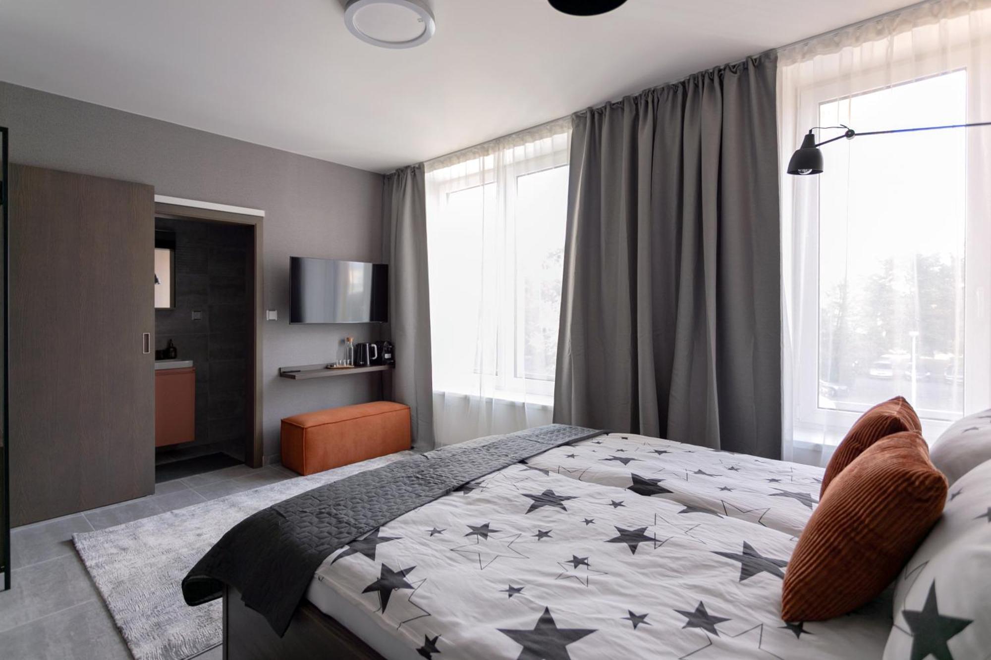 Luong Europe Apartments Prague Ngoại thất bức ảnh